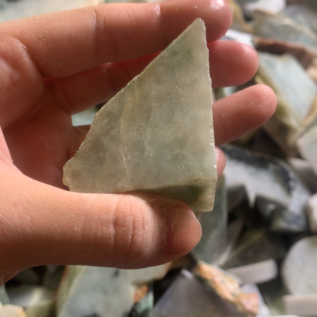 翡翠颈饰未镶嵌缅甸翡翠