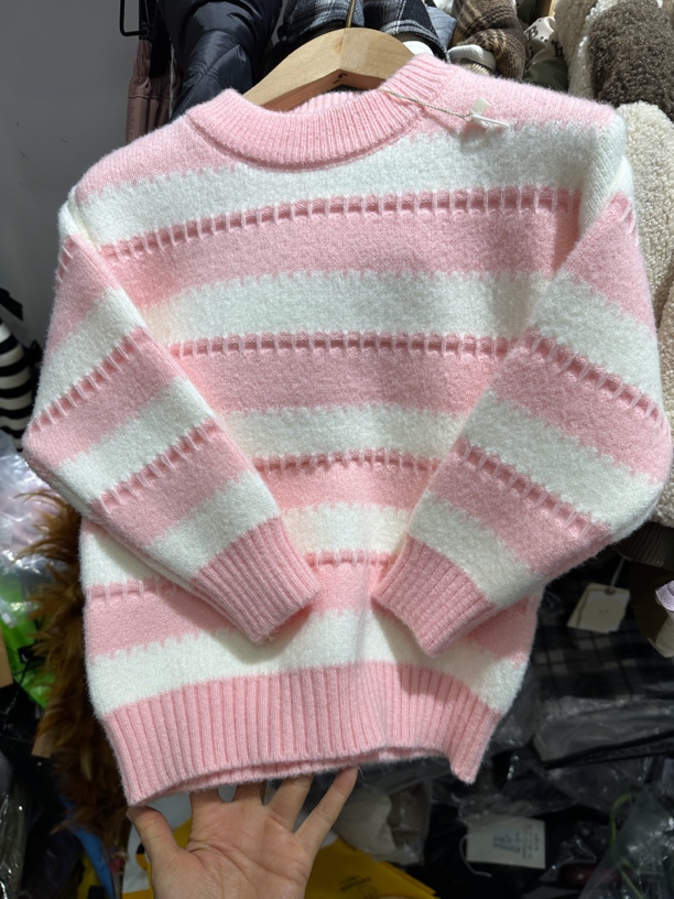 中童条纹粉色毛衣