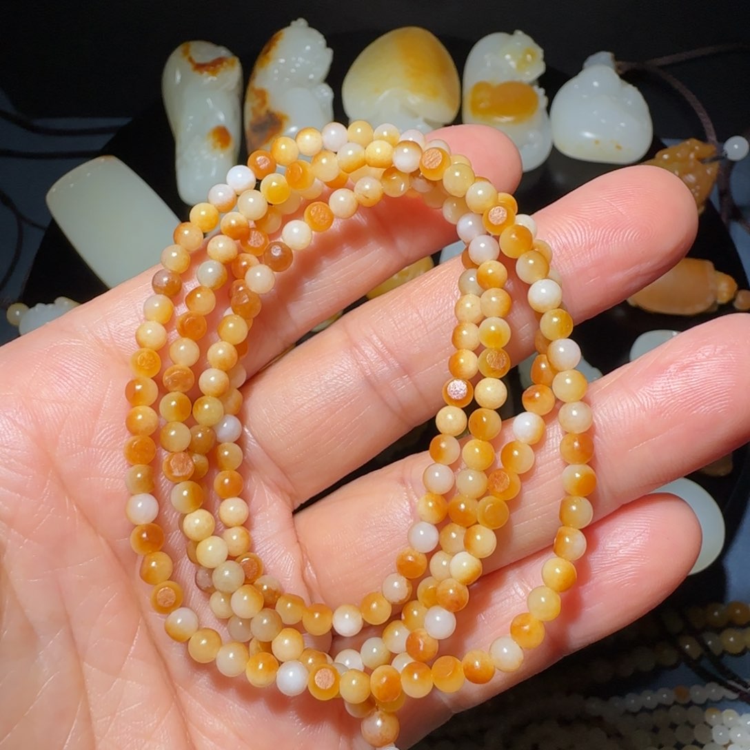 和田玉颈饰未镶嵌