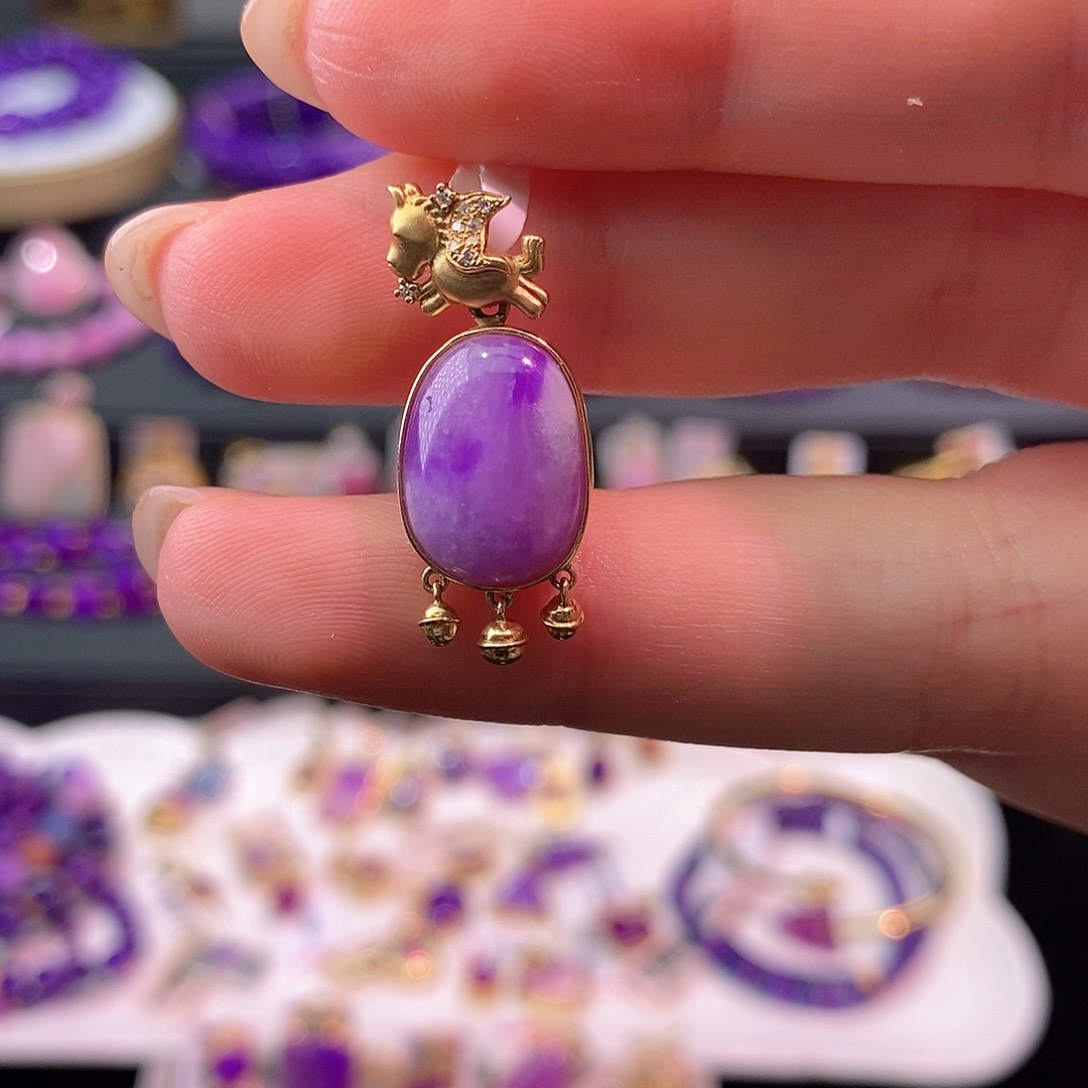 苏纪石（舒俱来）18K金镶嵌吊坠(不含链)