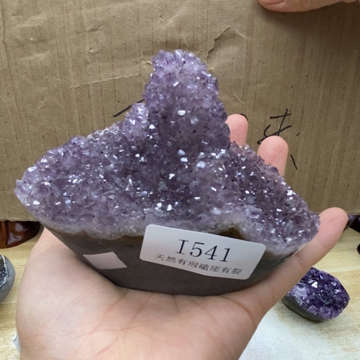 紫晶大型摆件（非配饰）未镶嵌