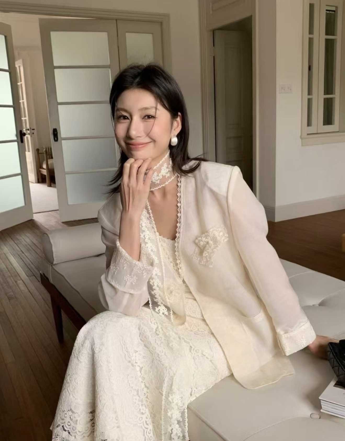 韩版轻熟风气质减龄V领花边拼接立体花朵高级感宽松防晒薄外套女