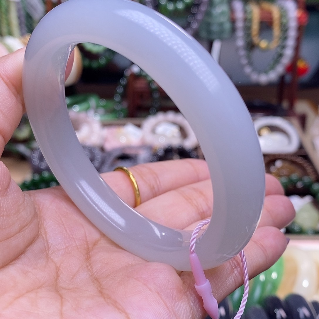 和田玉清货价老矿料高冰底烟紫手镯57.4未镶嵌