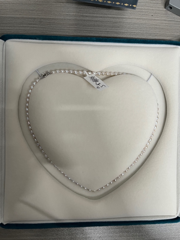 铜合金项链 淡水小米珠，亮度很OK，光泽度好，适合日常穿搭，