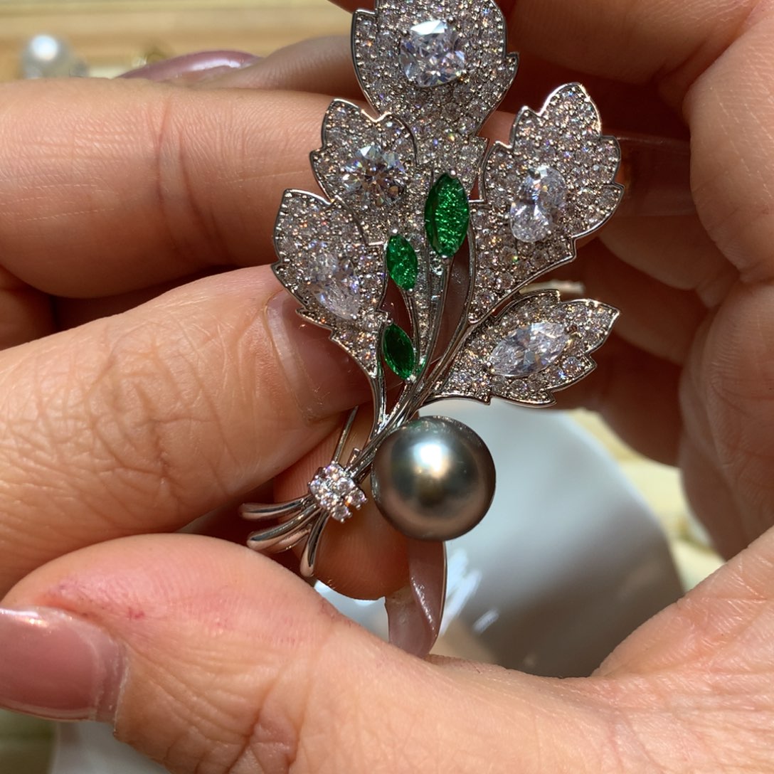 海水珍珠胸饰未镶嵌