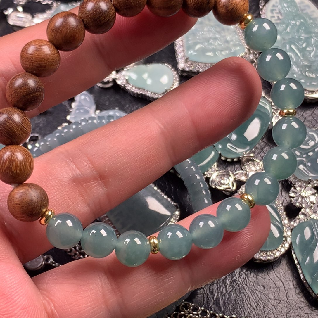 翡翠未镶嵌颈饰拼接手串