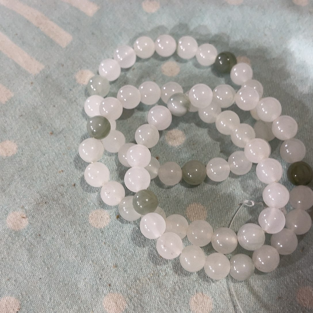 石英质玉手链未镶嵌