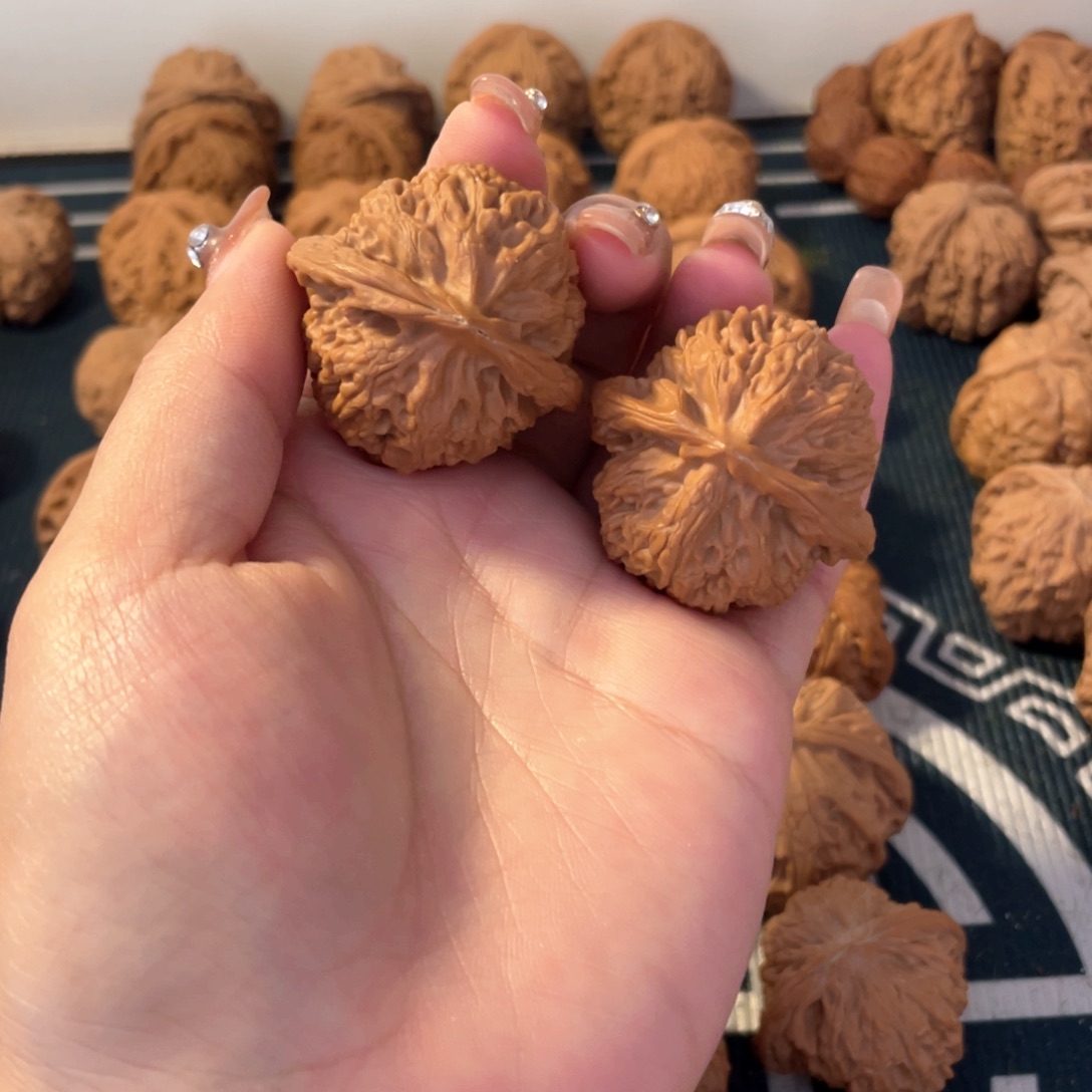 文玩核桃吊坠宫灯40.5