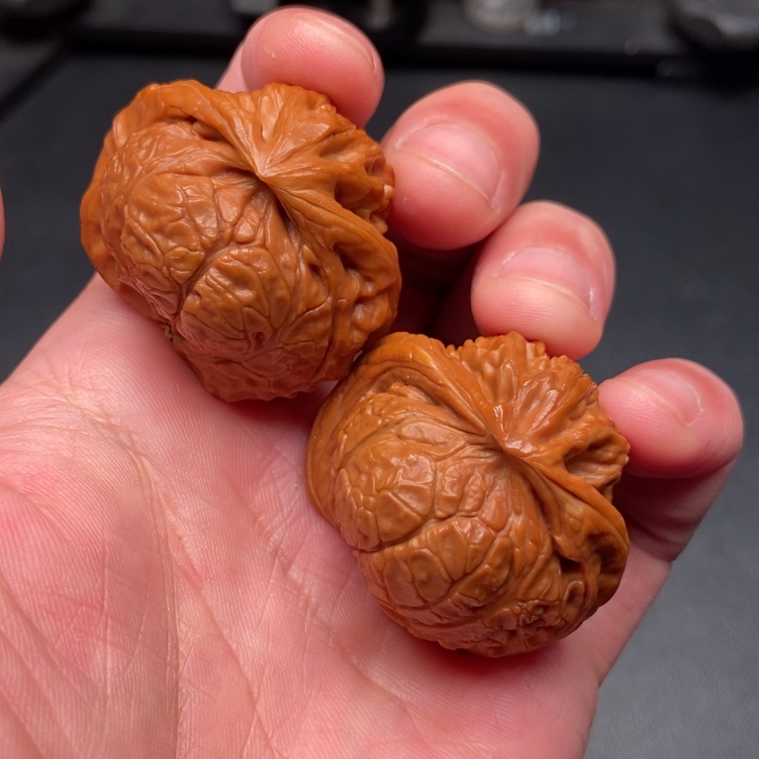 文玩核桃吊坠蛇头