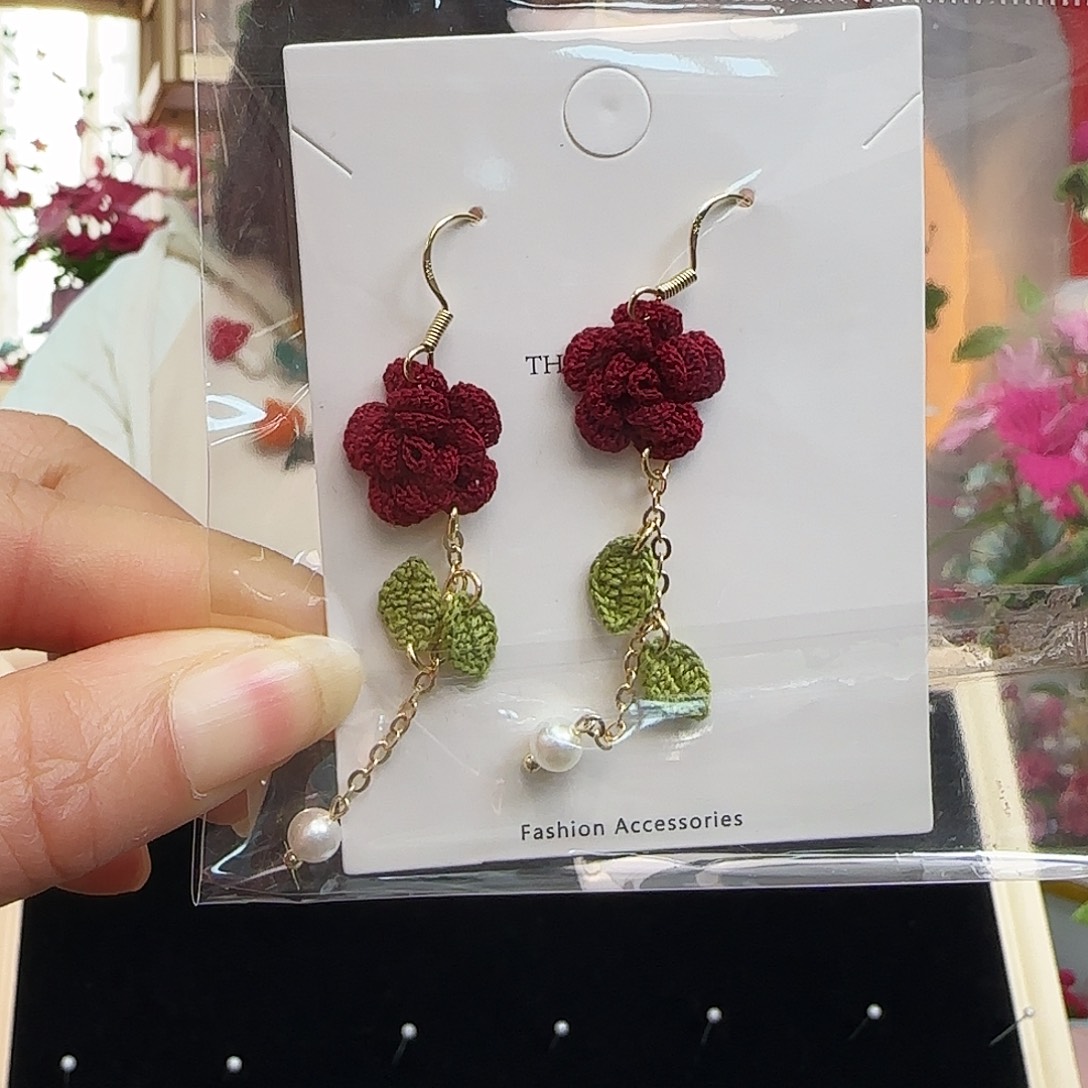 手工钩织设计耳环