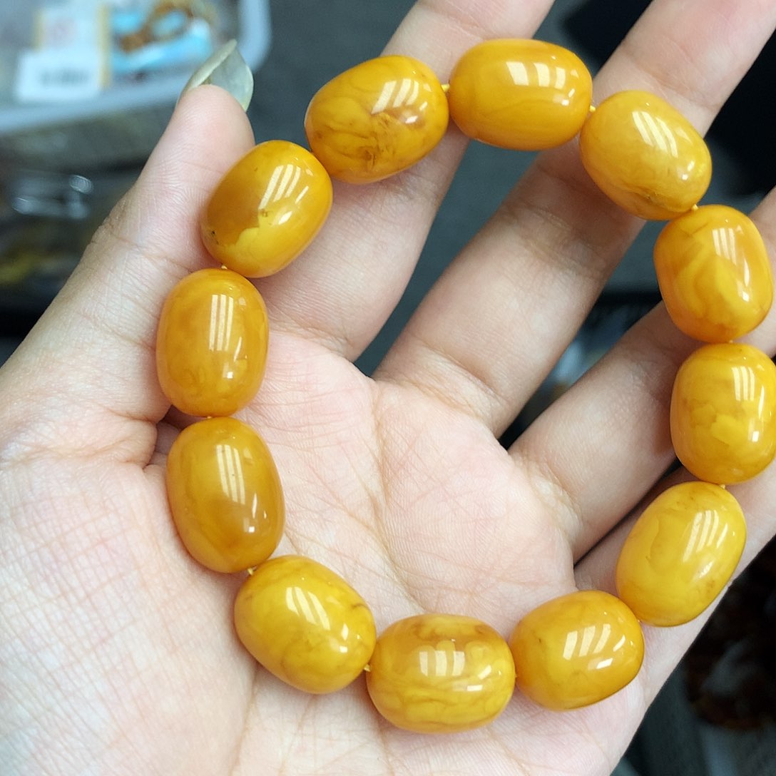 未镶嵌琥珀珠宝奇石