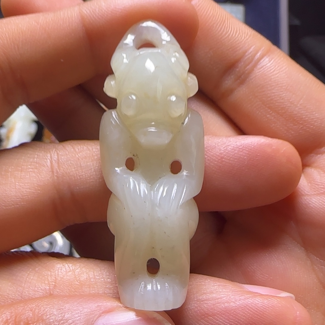 和田玉颈饰未镶嵌