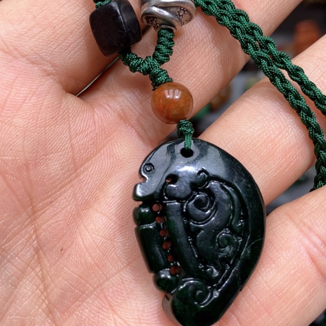 翡翠颈饰银S925镶嵌漂亮美眉