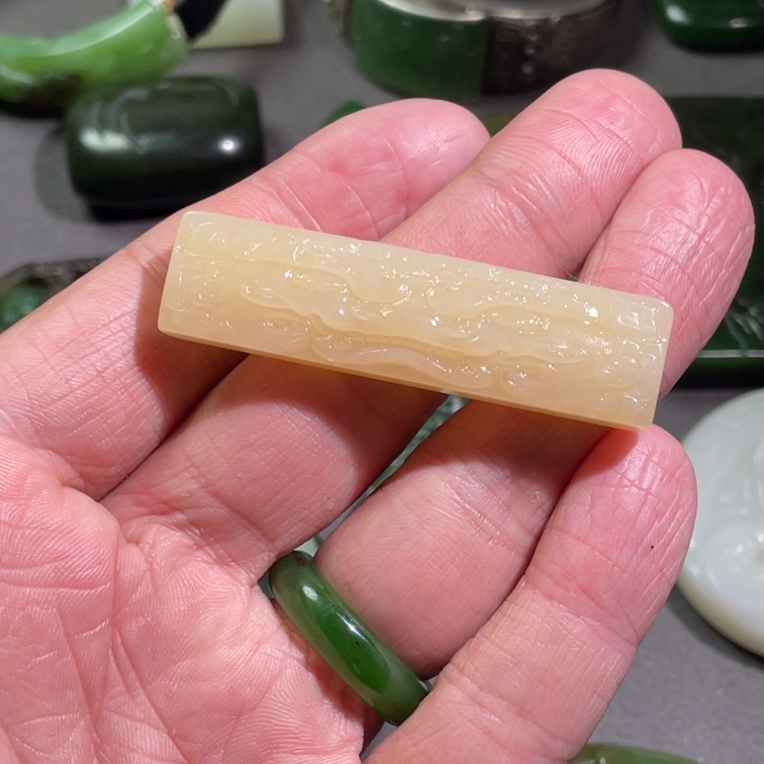 颈饰未镶嵌和田玉t****o