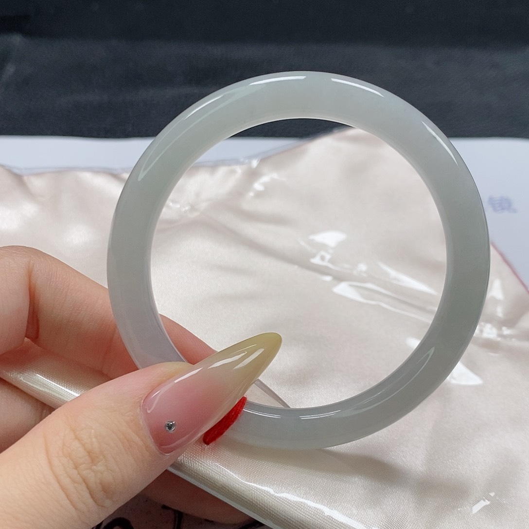 【闪购商品】翡翠手镯（圆镯）未镶嵌325号
