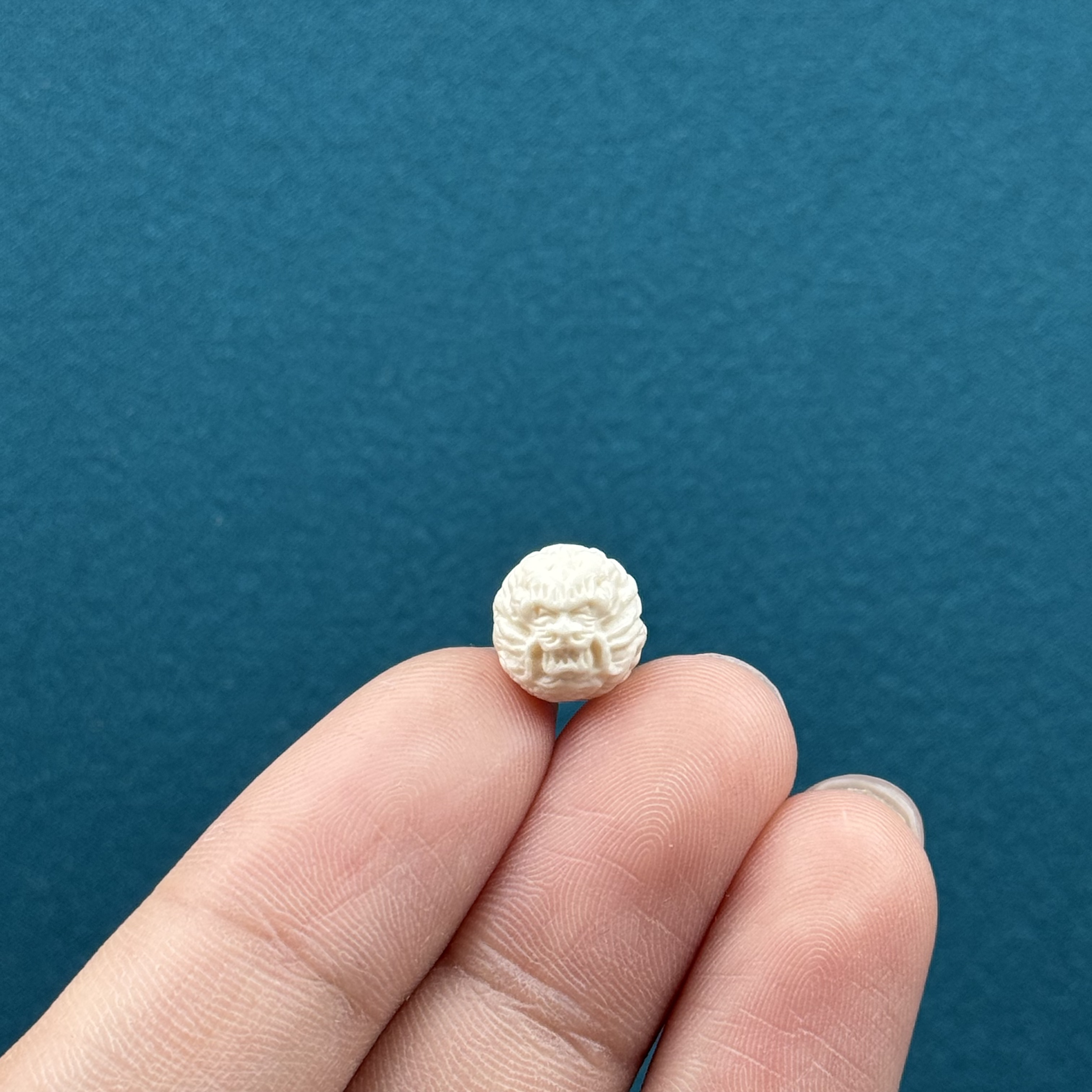 D63-93天然猛犸牙雕刻龙珠左右通孔9.6mm支持复检假一罚十