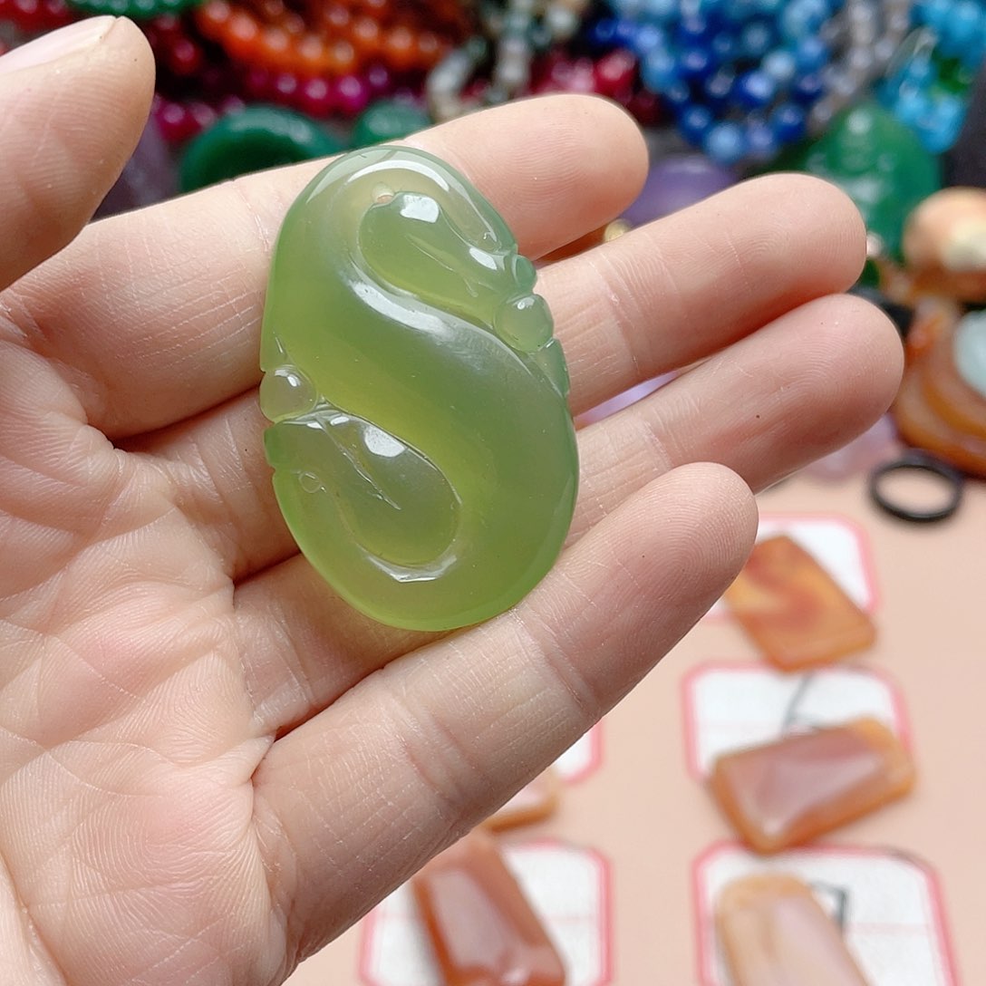 玛瑙/玉髓颈饰合金李****活