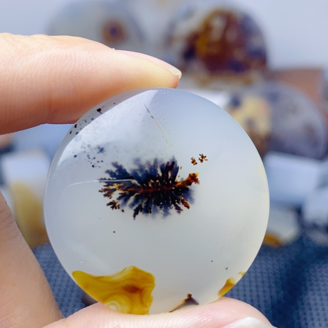 玛瑙/玉髓未镶嵌珠宝奇石