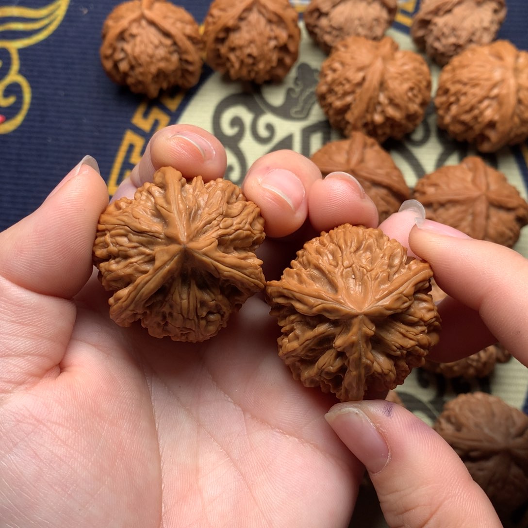 文玩核桃吊坠文山37.8