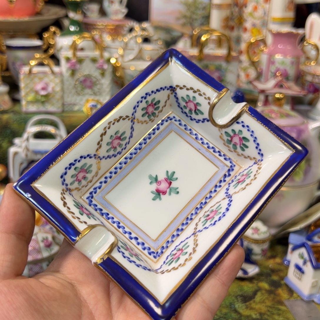 摆件鹿与海陶瓷家居用品有限公司