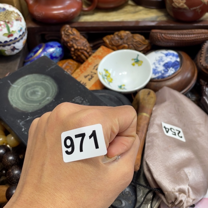 老***）红酸枝木类端景台