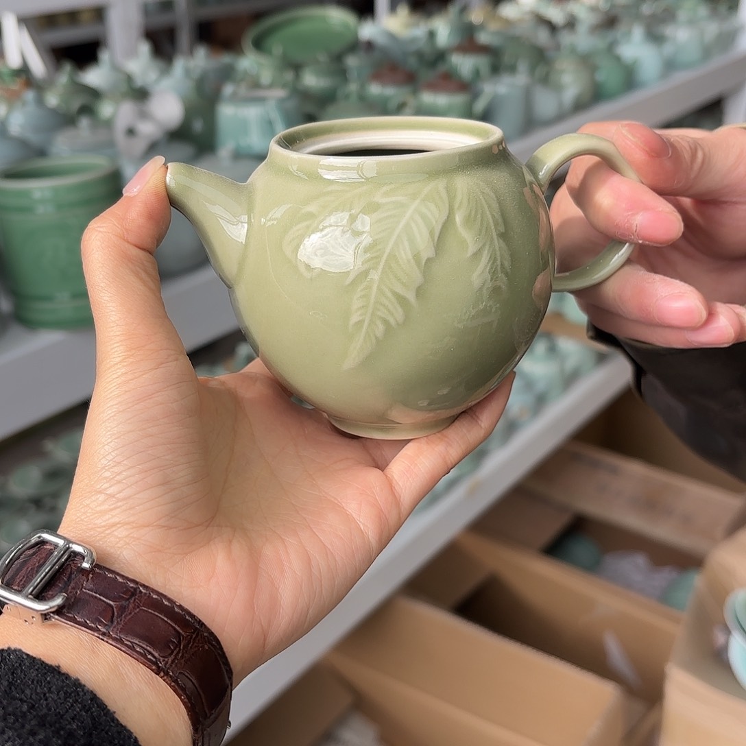 龙泉云间青瓷小米茶器