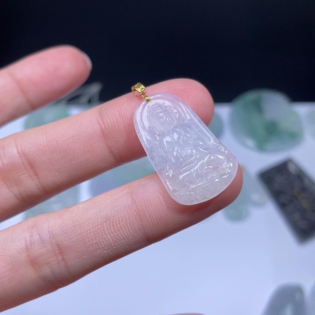 翡翠颈饰18K金镶嵌观音