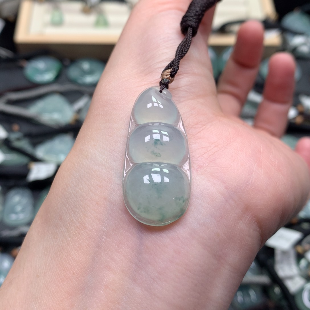 翡翠颈饰未镶嵌00000000000000