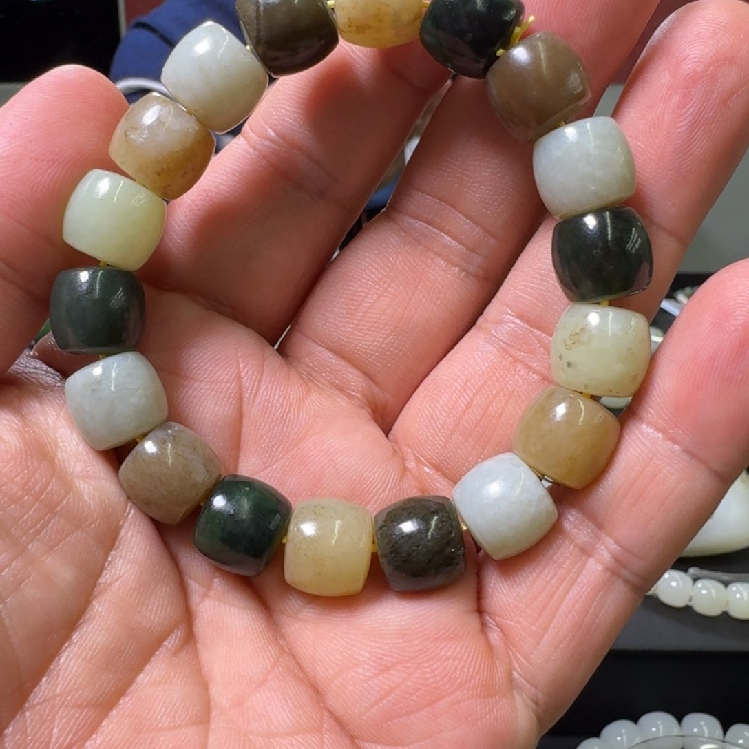 和田玉手串未镶嵌