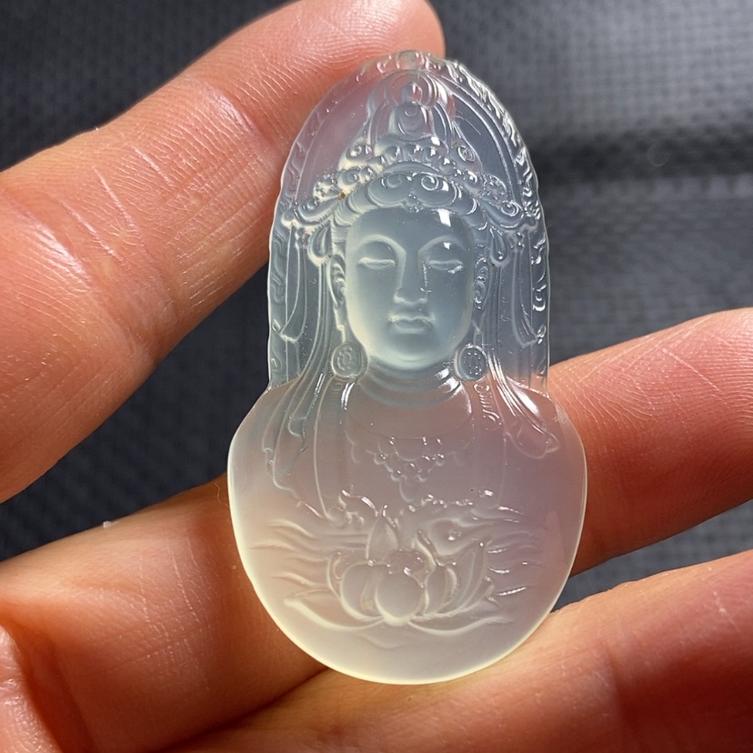 【闪购商品】未镶嵌蛇纹石玉颈饰