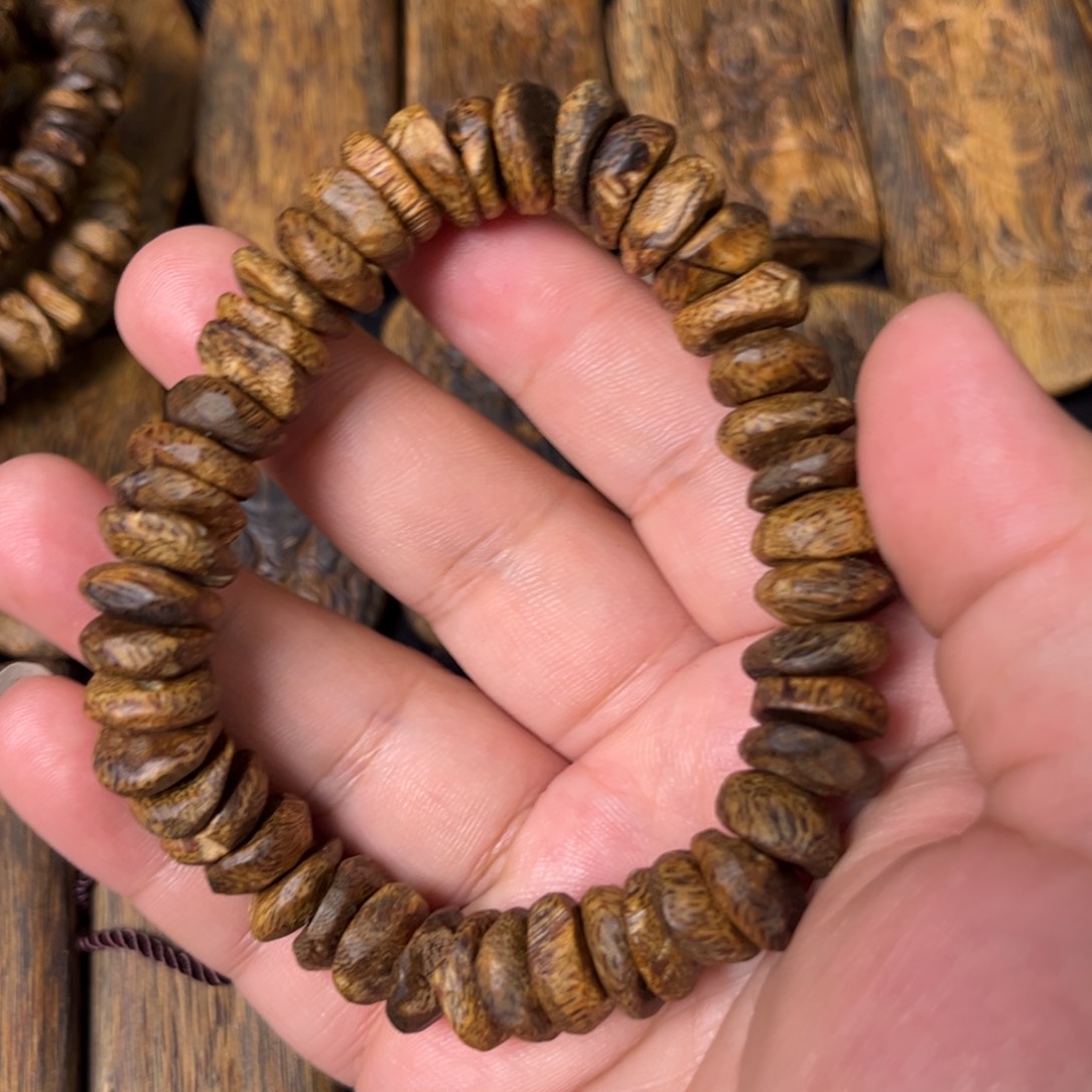 沉香手串奇楠沉香沉水浮树丁壳子单圈手串一条（福利）