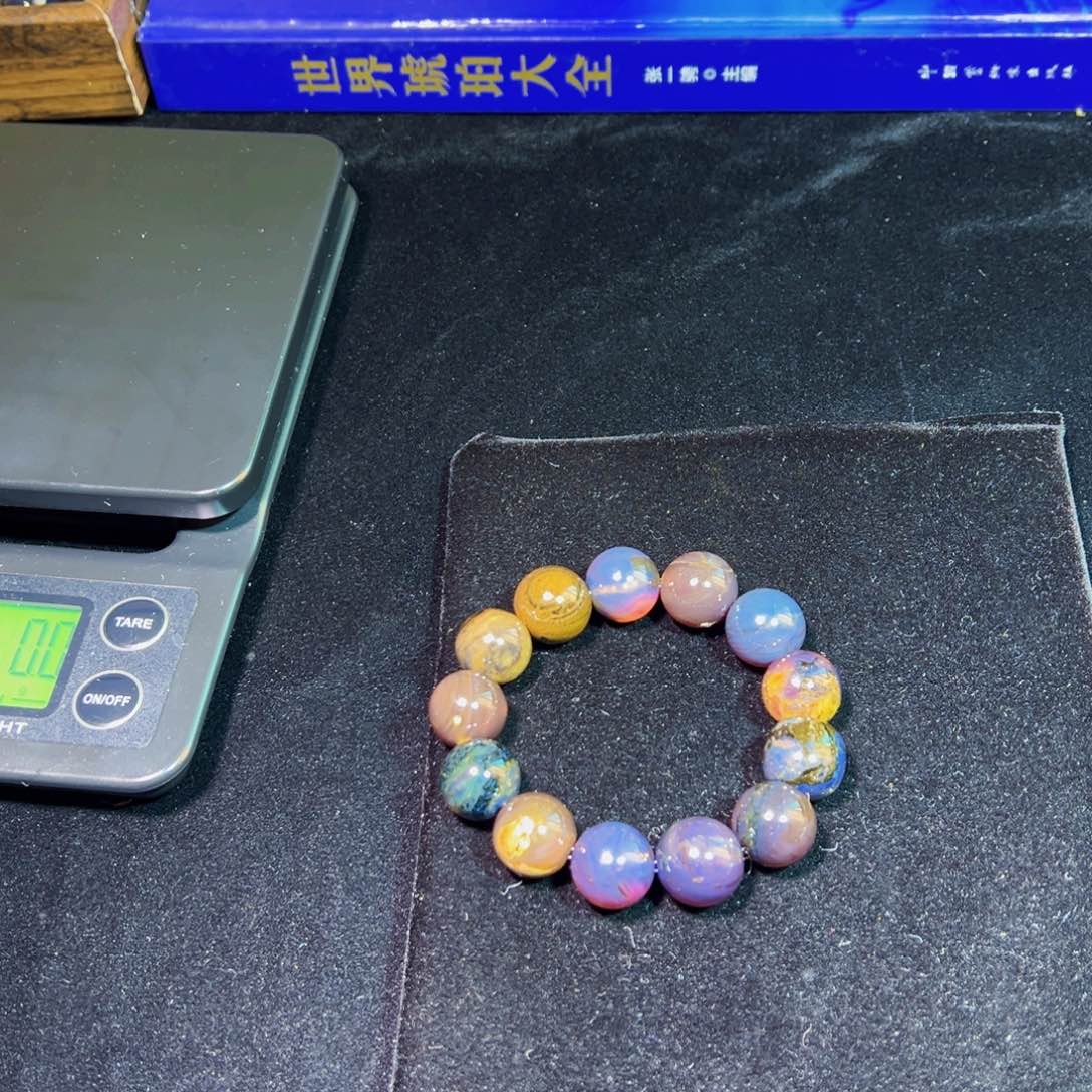 琥珀裸石未镶嵌琥珀