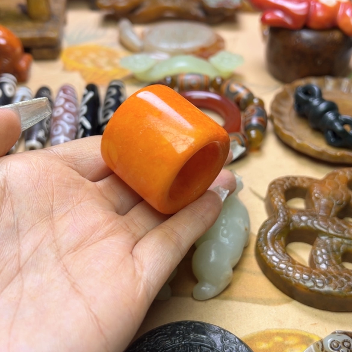 【闪购商品】蛇纹石玉颈饰未镶嵌