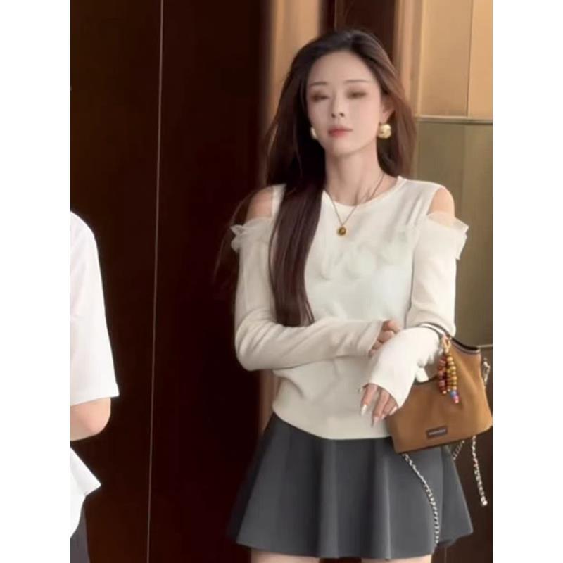 法式气质立体花朵长袖针织衫2025秋季新款绝美露肩气质修身上衣女