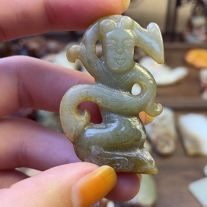 未镶嵌和田玉（糖玉）挂件