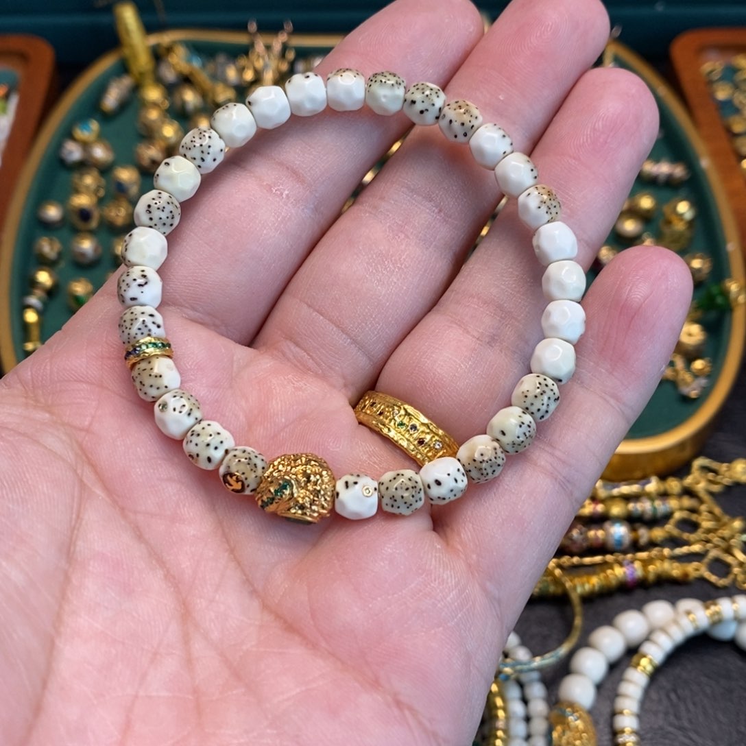 合成立方氧化锆手链足金镶嵌