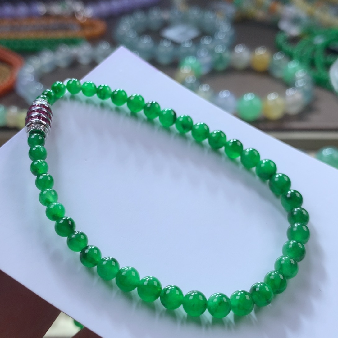 翡翠手链未镶嵌翡翠冰浓阳绿飘花卡3.50～4.60+