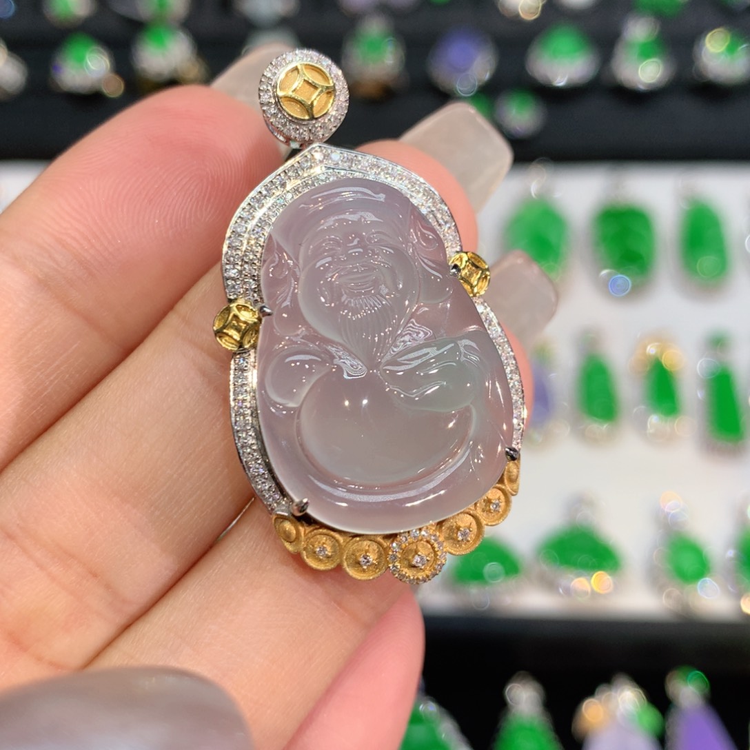 翡翠18K金镶嵌颈饰