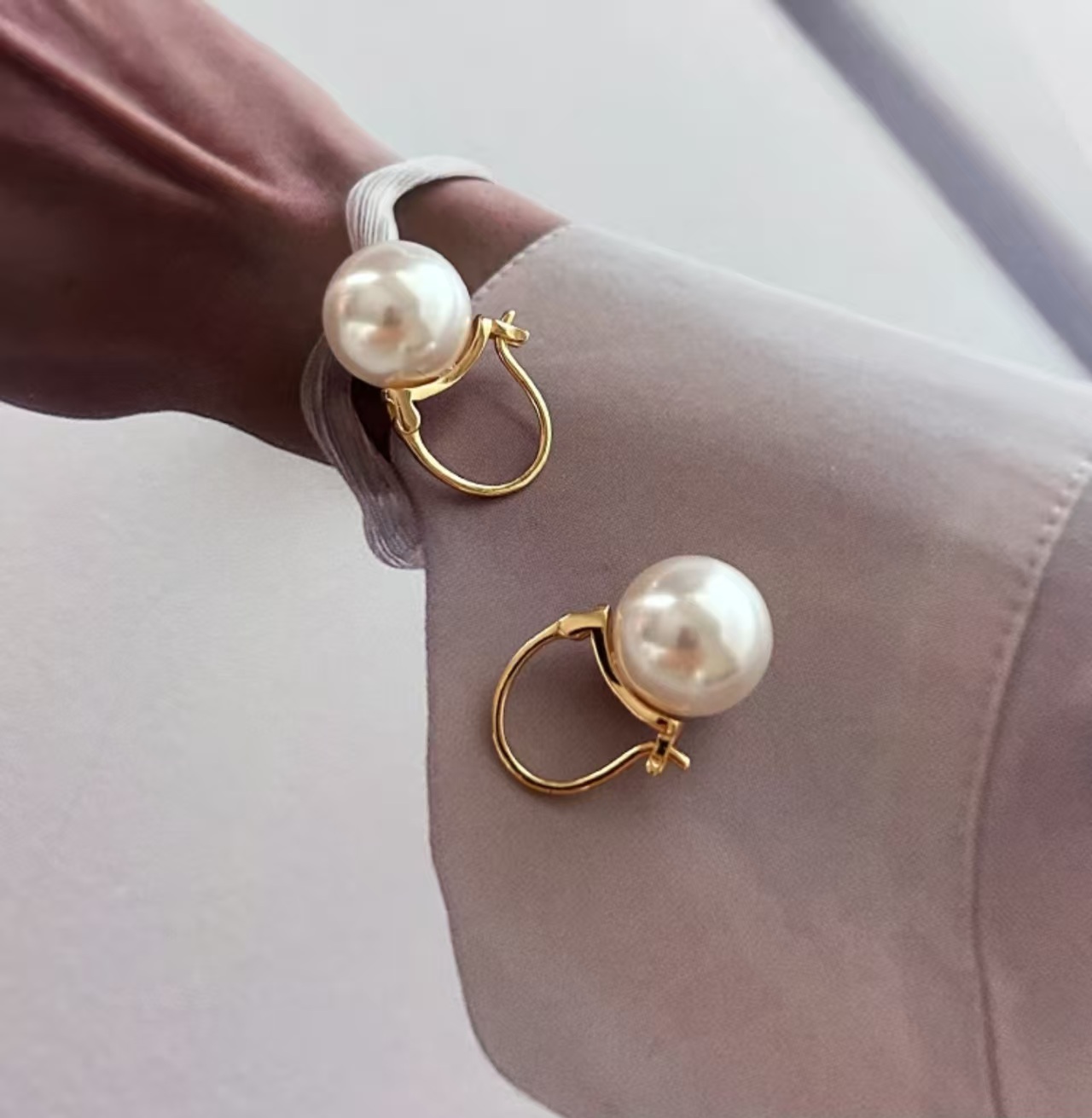 双11见面礼 茶壶耳扣14-15mm正圆冷白极光 时尚经典 休闲百搭款