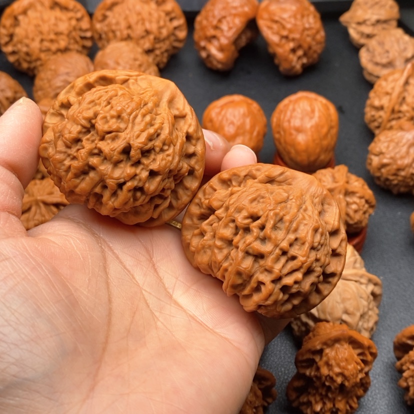 【闪购商品】文玩核桃把件49官帽