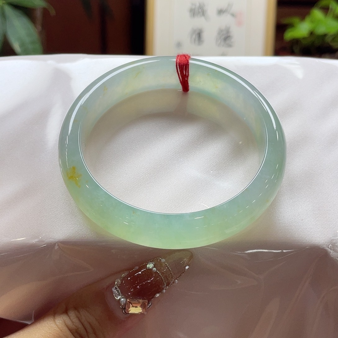 翡翠未镶嵌手镯25号