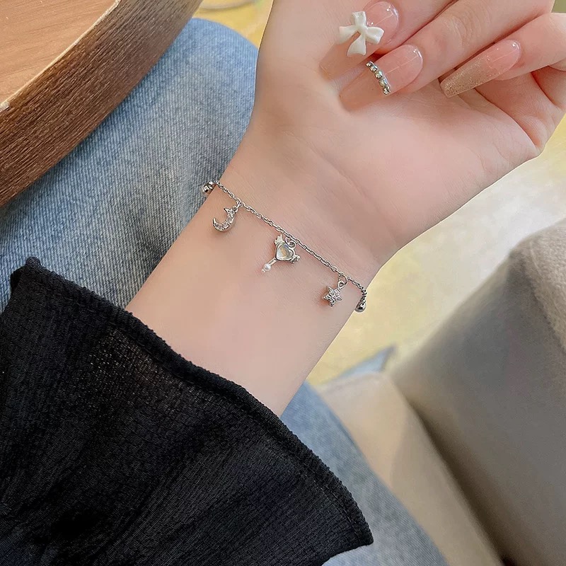 钛钢手链 韩国新款超仙气质星月珍珠钛钢手链女夏季百搭网红同款