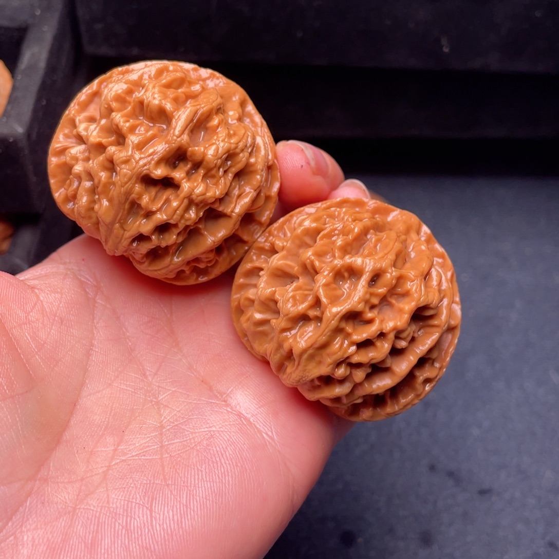 文玩核桃吊坠秦岭核桃18