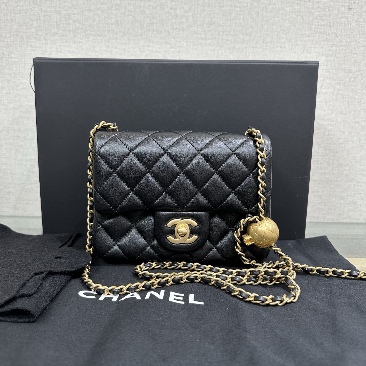95新 Chanel/香奈儿 24K黑金金球方胖子单肩斜挎链条包 02032
