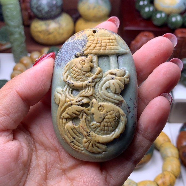 岫岩河磨玉（透闪石质玉）把件未镶嵌了****活