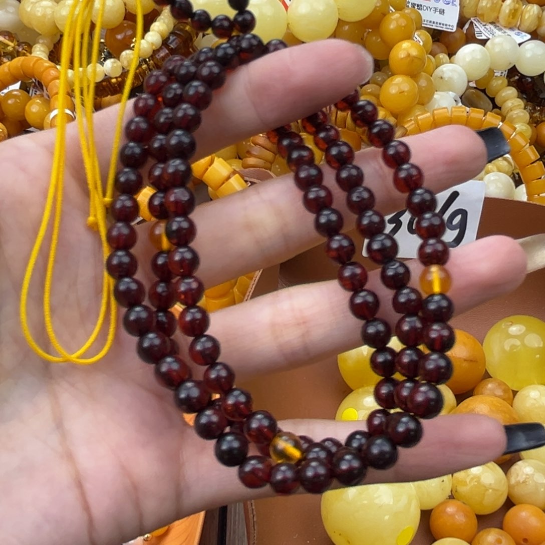 琥珀珠宝奇石未镶嵌