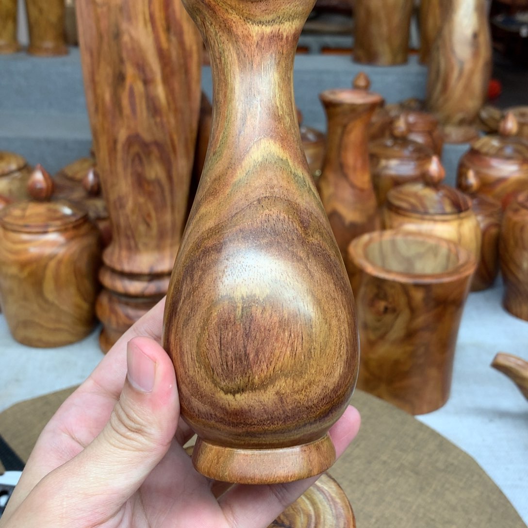 黄花梨/降香黄檀L*HWwwqqwqwe