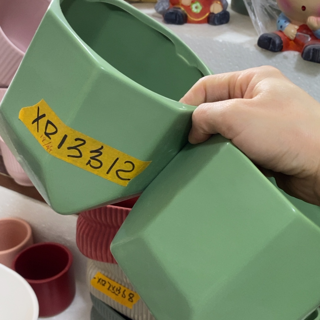 陶杯子陶盆有孔 瑕疵介意勿拍