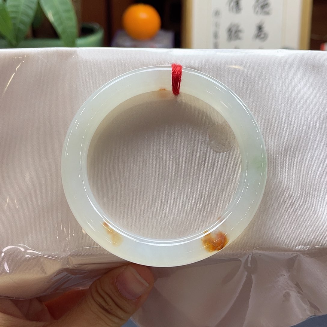 翡翠未镶嵌手镯33 号