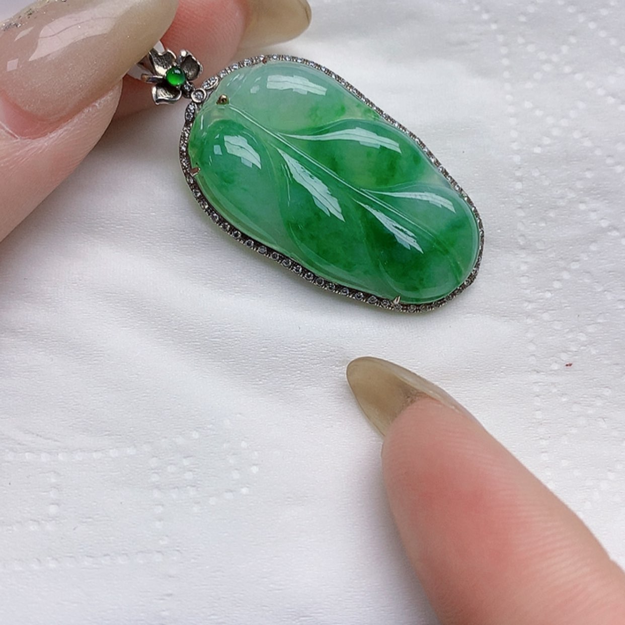 【闪购商品】翡翠颈饰18K金镶嵌翡翠